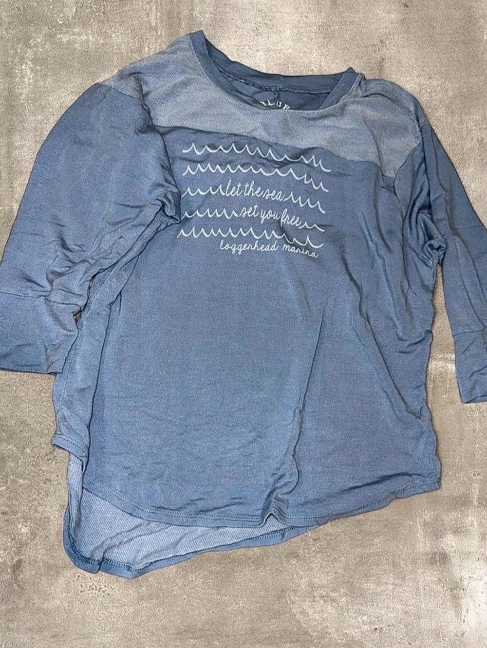 Blue 84 Loggerhead Marina Let the Sea Set You Free Long Sleeve Tee Long Sleeve